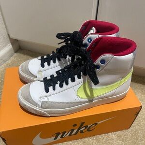 Nike Blazer Mid '77
